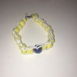 Yellow bead bracelet